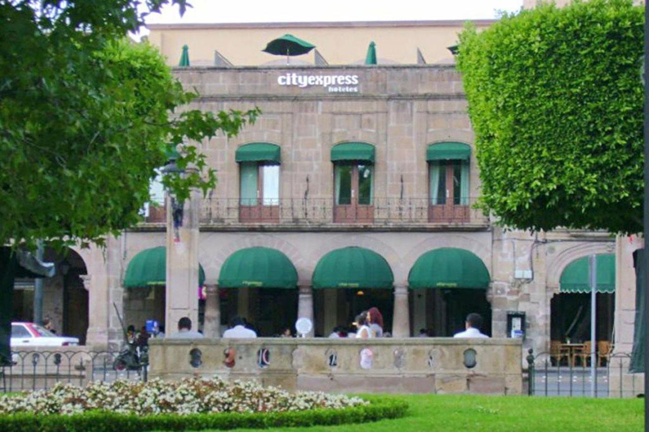 Holiday Inn Express Morelia Centro Historico Exterior photo