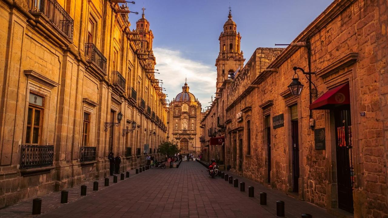 Holiday Inn Express Morelia Centro Historico Exterior photo