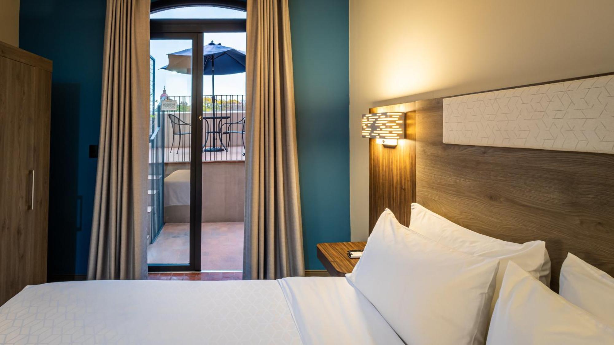 Holiday Inn Express Morelia Centro Historico Exterior photo